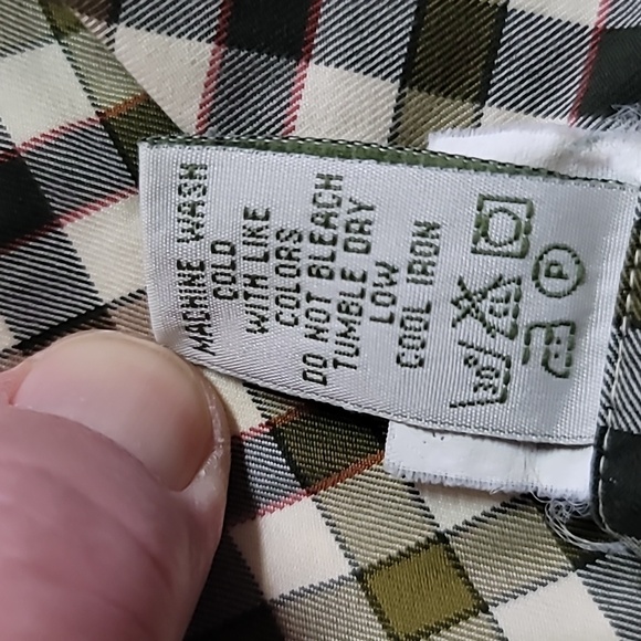 ORVIS Shirt Long Sleeve Button Front Outdoor Plaid Lightweight Size Medium - Picture 9 of 10